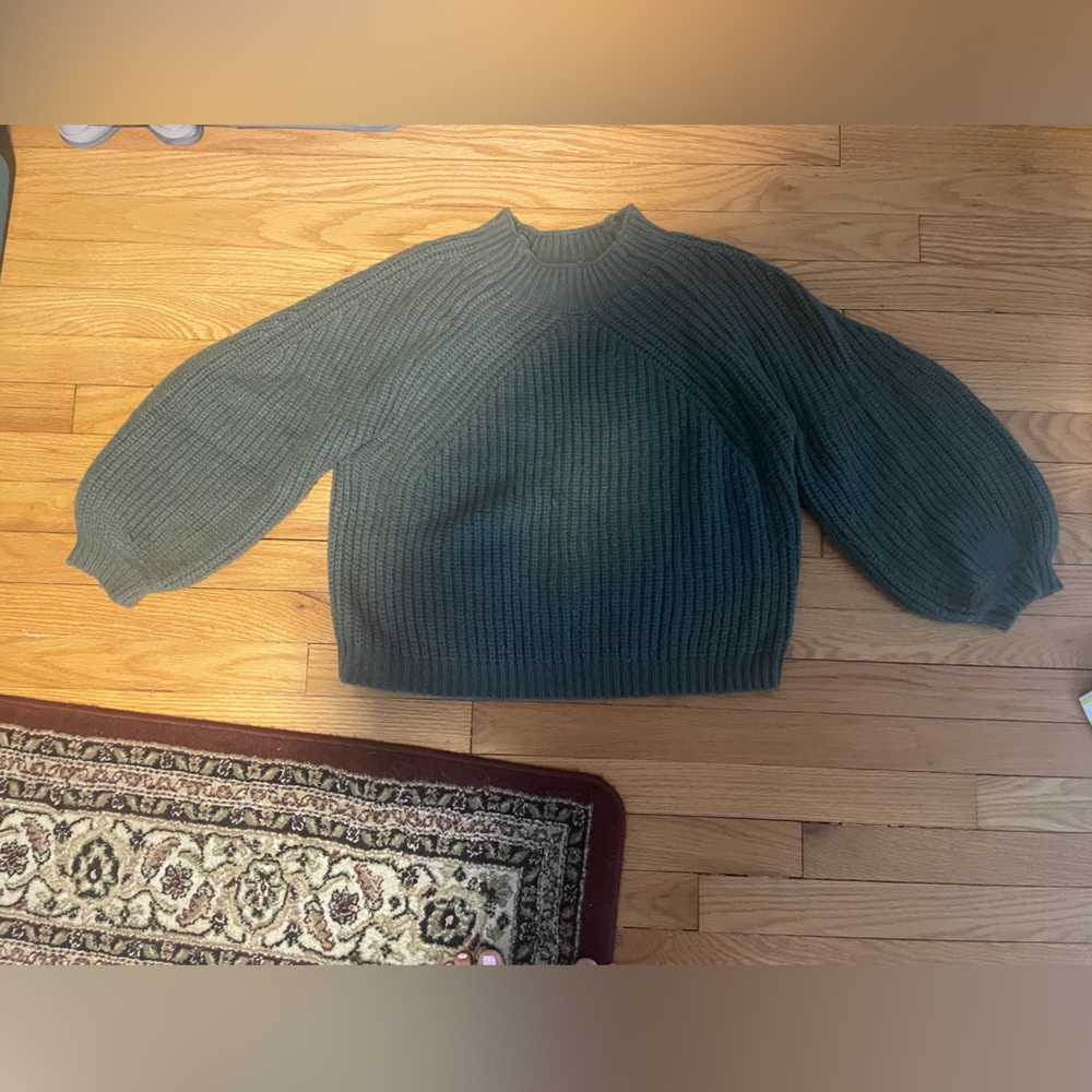 Forrest green sweater